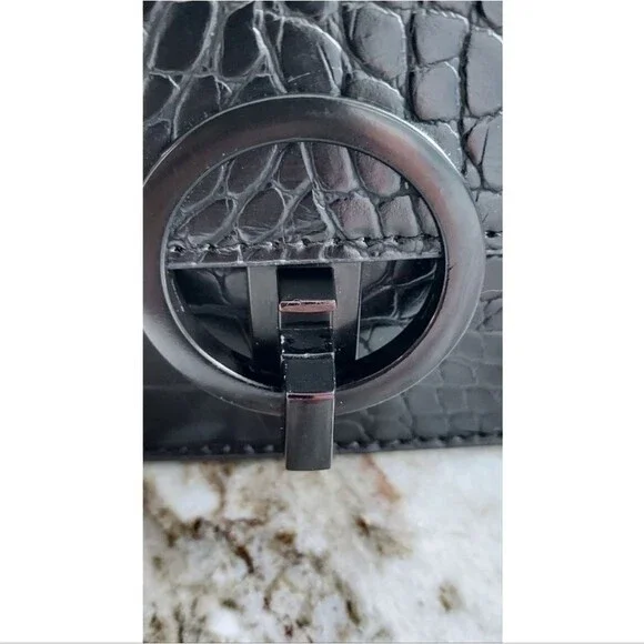 Elegant ALDO Black Croc Handbag/Crossbody - Picture 7 of 12